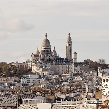 De La Comete 2* Paris
