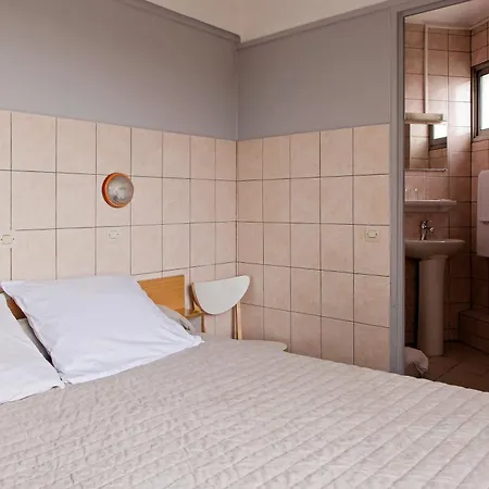 Hotel De La Comete Paris