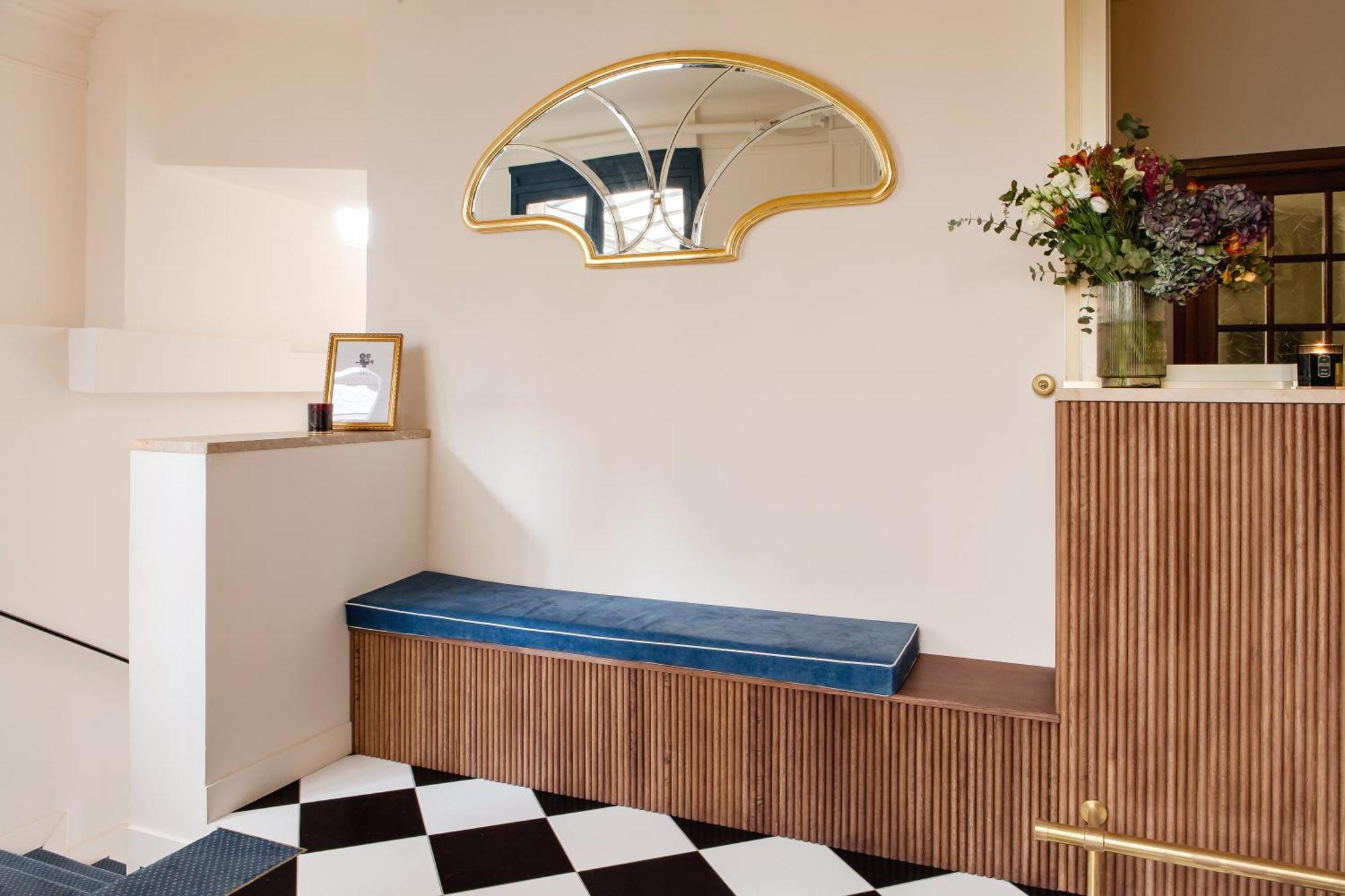 Hotel De La Comete Paris