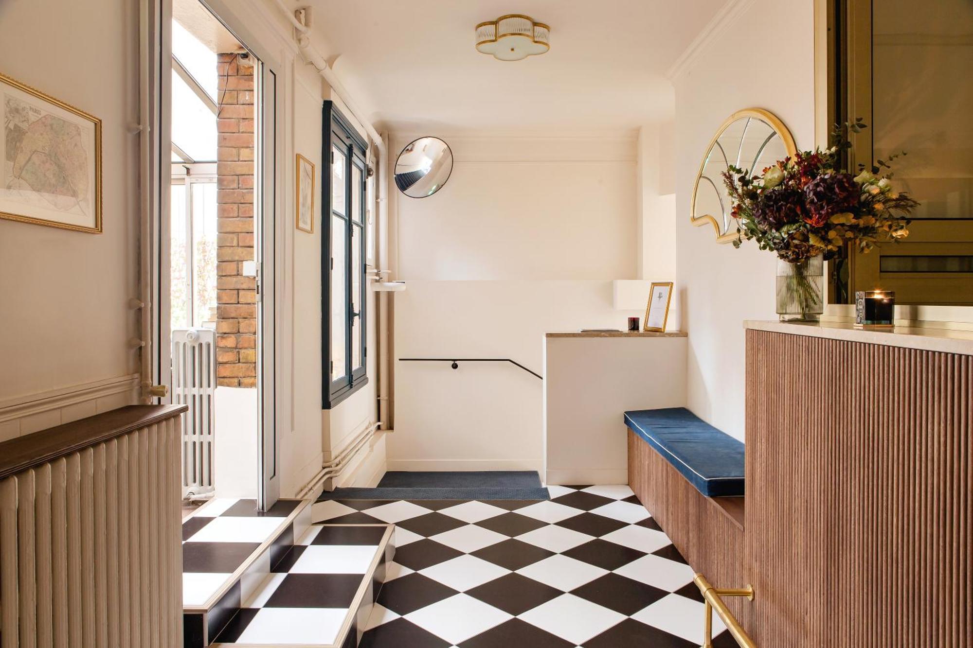 Hotel De La Comete Paris