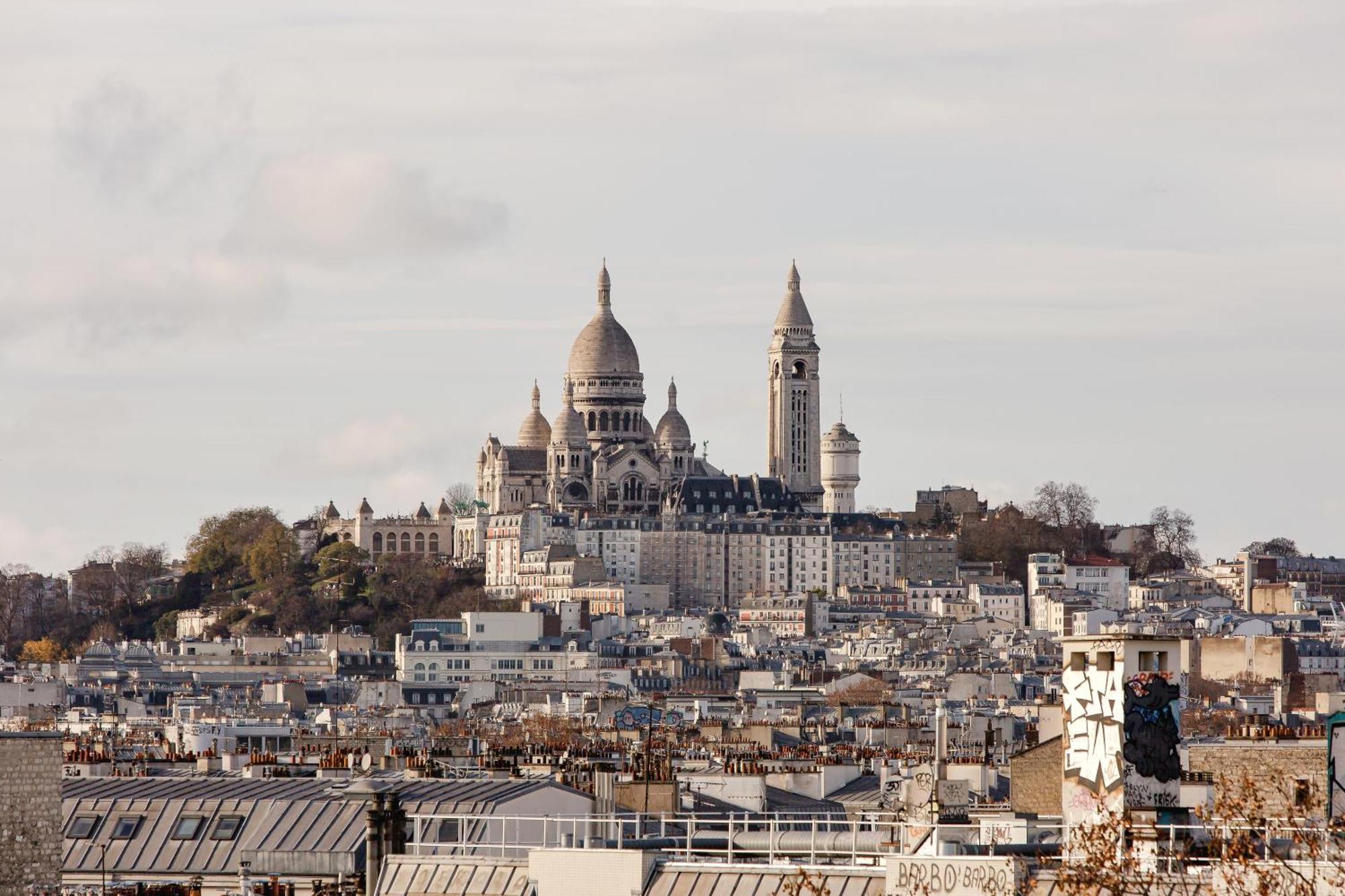 De La Comete 2* Paris